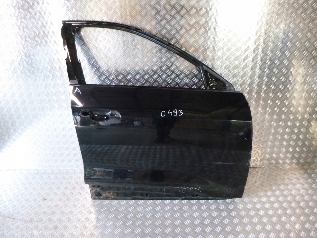 Купити Audi e-tron 4ke двері передні праве