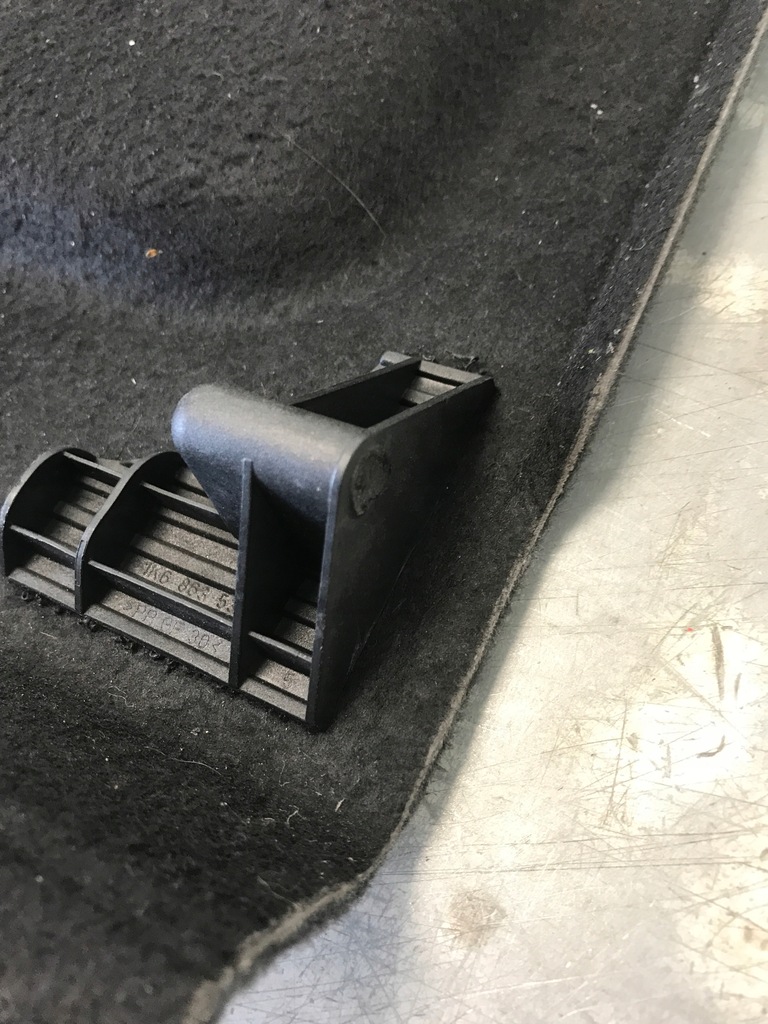 фото №8, Полка багажника vw golf v 1k6863533