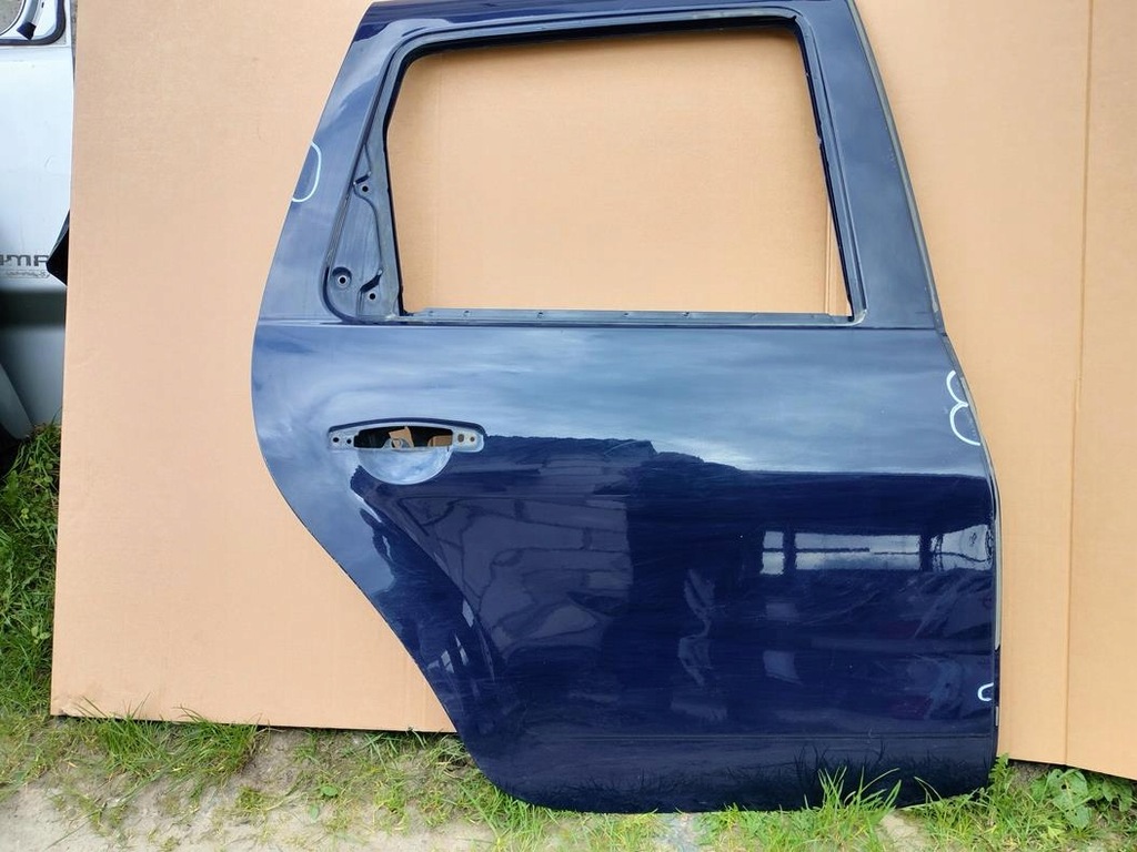 фото №1, Dacia duster ii дверь задняя правый лак заводской