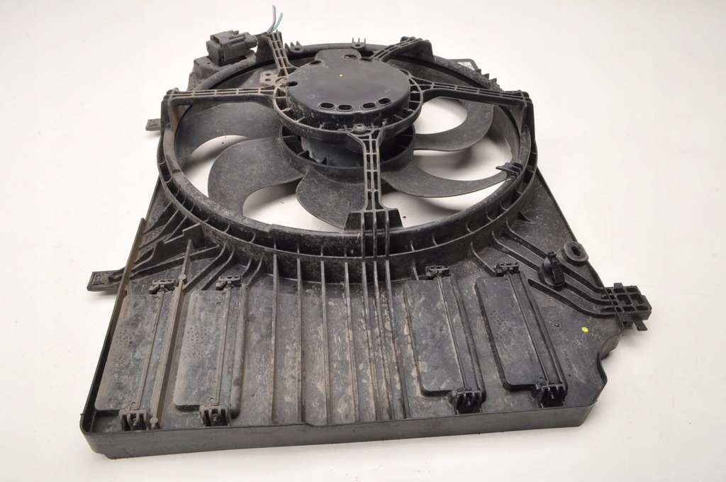 фото №7, Ford fiesta mk8 puma mk2 1.0 вентилятор радіатора l1bg-8c607-aa