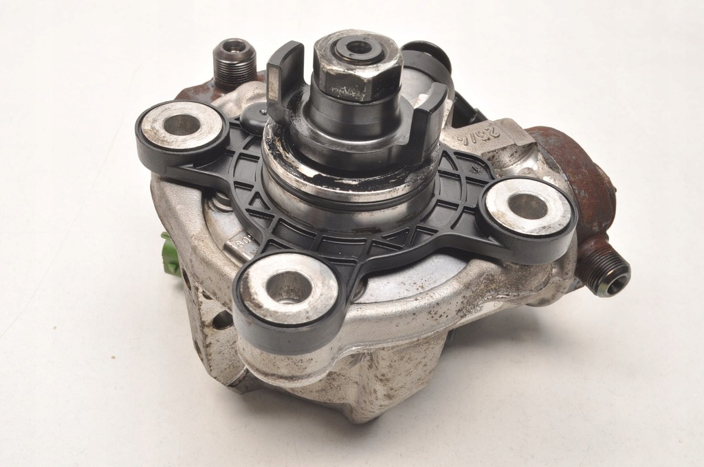 фото №8, Volvo xc60 v60 s60 ii s80 ii v50 2.4 d насос впрыскная 31272896 0445010618