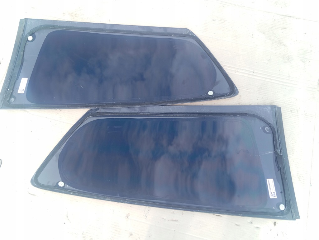 Chrysler pacifica 2017 17r скло кузовна задній ліва правий задня w крила Недорого