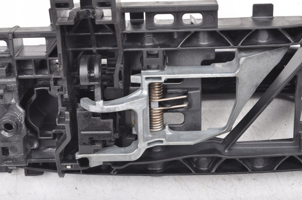 Mercedes w177 ручка дверь наружная правый задний Доставка