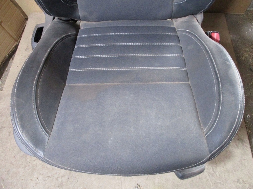 фото №3, Спинка сиденье правый перед renault laguna iii