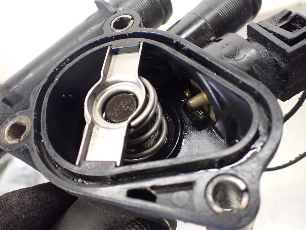 фото №5, Корпус термостата renault trafic ii 1.9