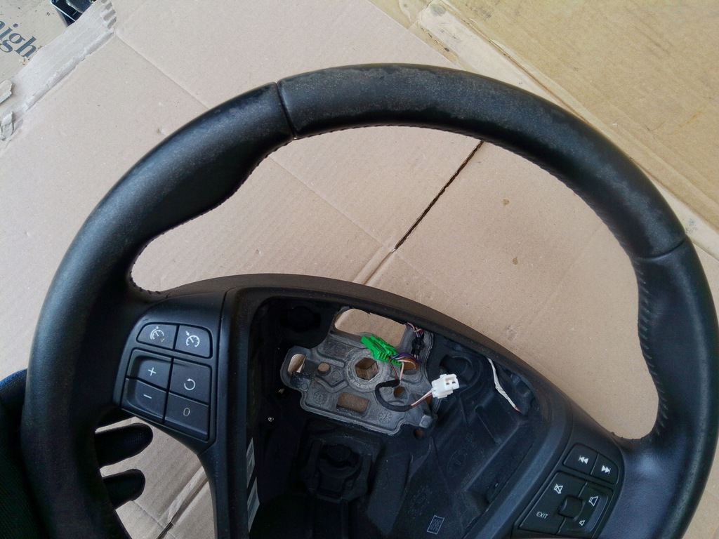 фото №6, Volvo xc60 volvo s60 10-18 повітропровід шкіряний мультифункція 34220710a e