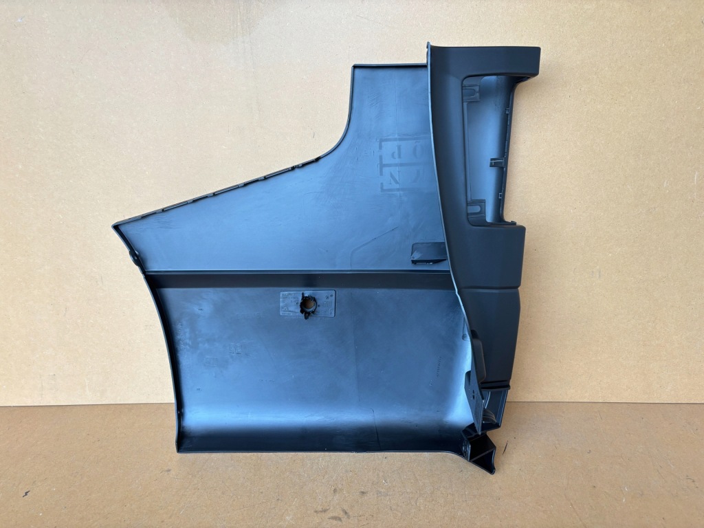 фото №4, Кутик бампера правий задня renault trafic iii 14-