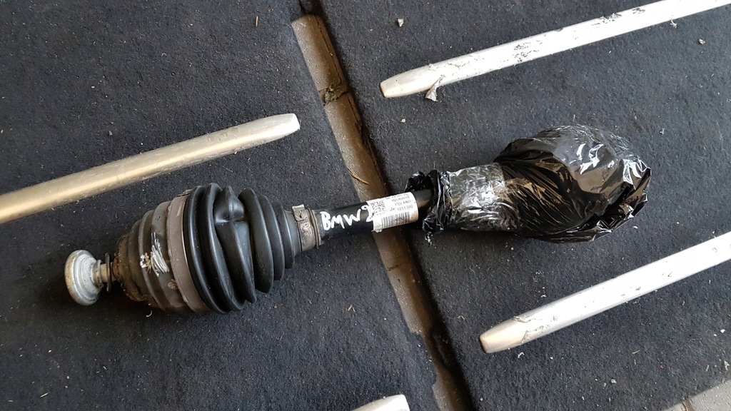 фото №1, Bmw 2 f45 f46 приводной вал 8611942-05