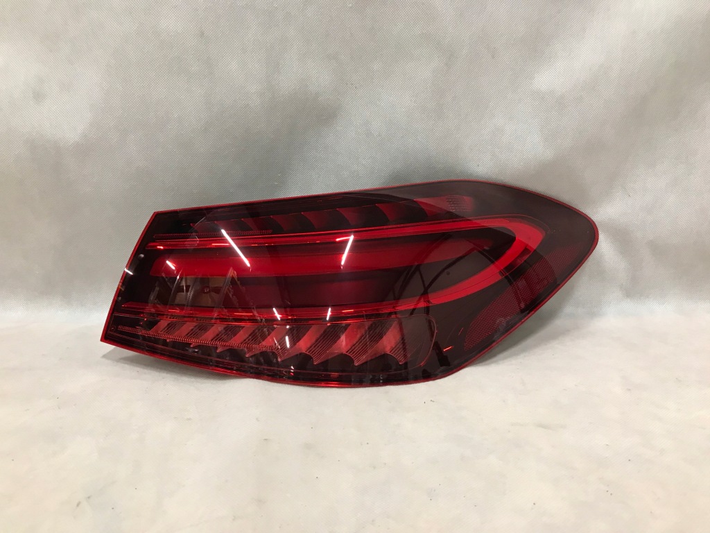 фото №1, Mercedes gle coupe w167 23- lift лампа задняя правая led europa