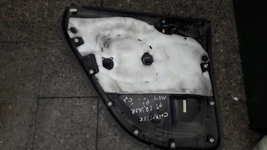 фото №6, Обшивка двері правий задня chrysler cruiser