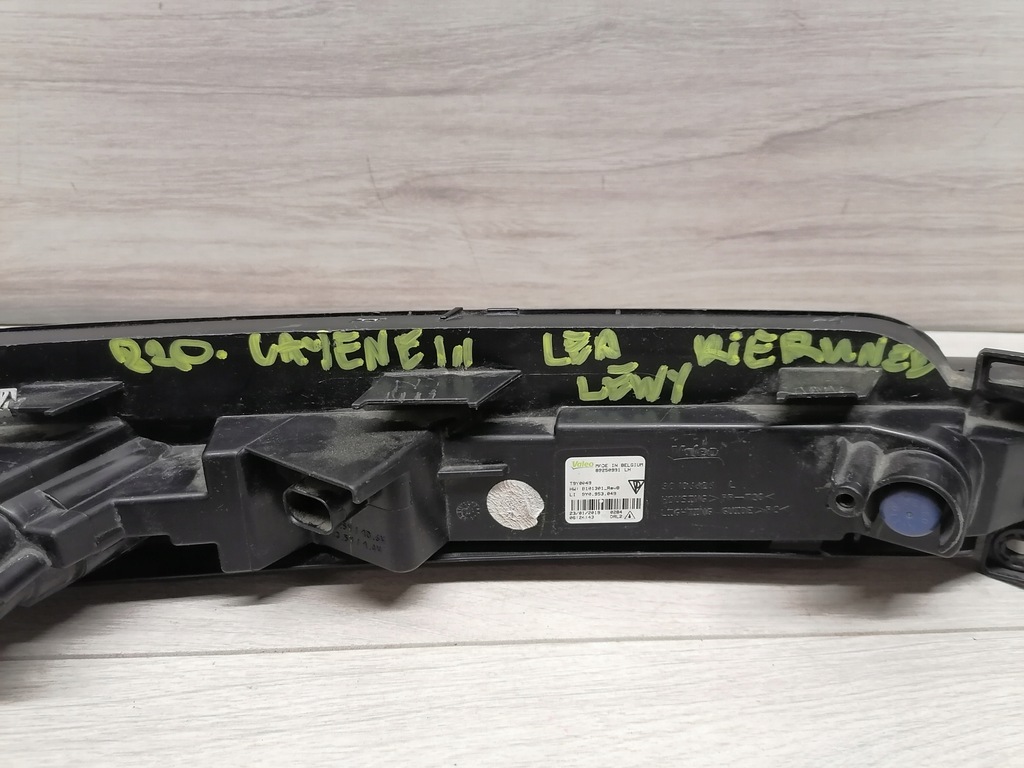 фото №12, Porsche cayenne поворотник led левый 9y0953049