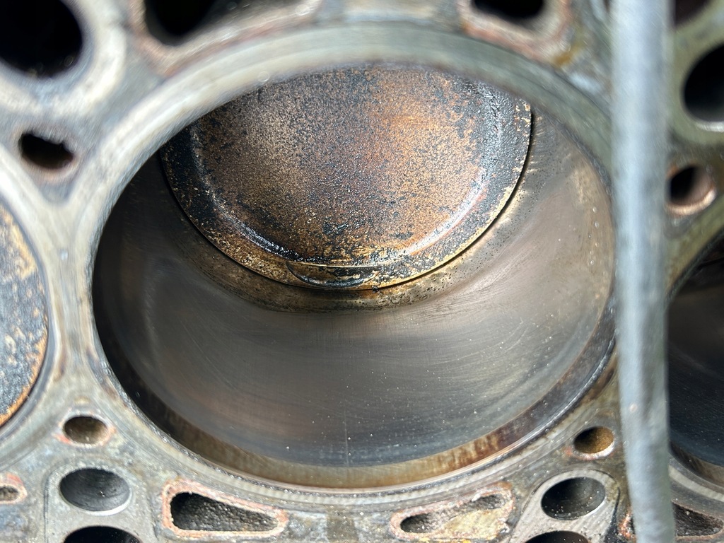 фото №14, Dół двигателя блок двигателя wał шатун поршень a6 c5 2.7 bt bi turbo ajk are bes