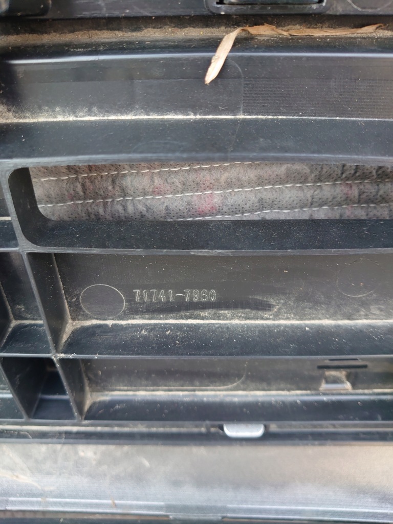 Suzuki swift mk8 lift 19- бампер передний перед решётка радиатора решётка в Украине