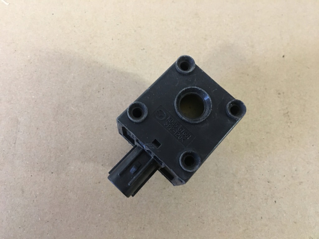 фото №1, Mazda cx5 2016r динамик парктроник pdc kd45676b1