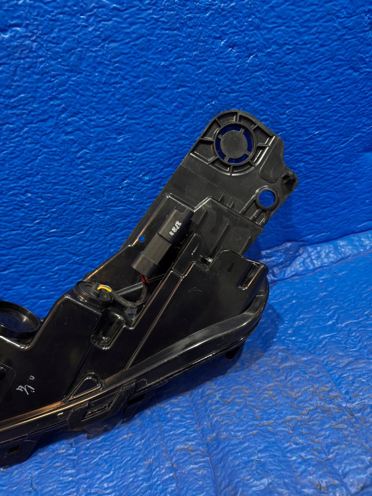 фото №8, Лампа комплектная передняя правая drl led citroen c5 aircross 9818005080