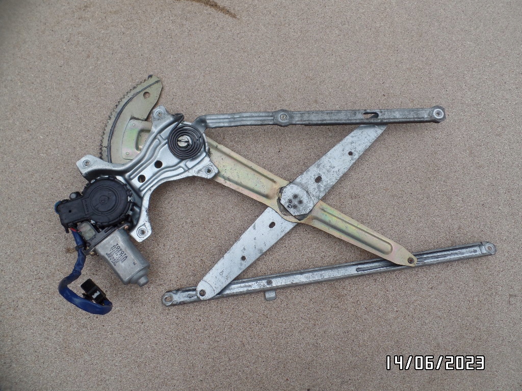 фото №1, Підйомник скло перед лівий previa ii 85720-28100