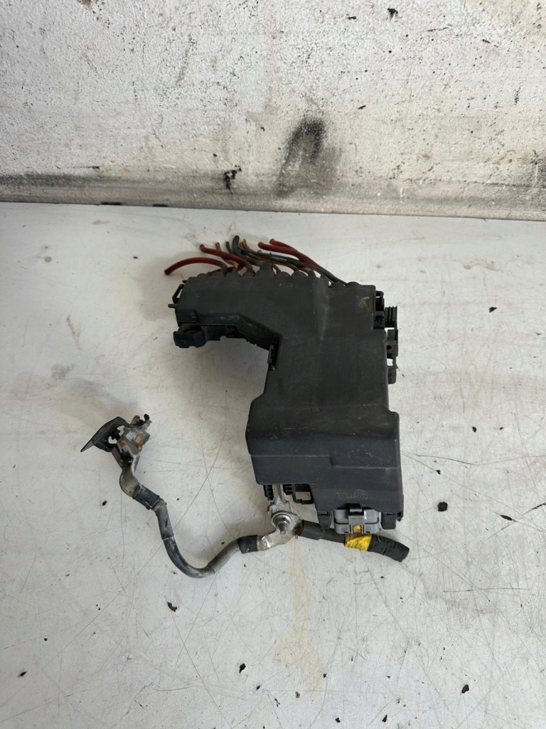 фото №1, Citroen c4 ii ds4 модуль напряжения аккумулятор g05 9665878280