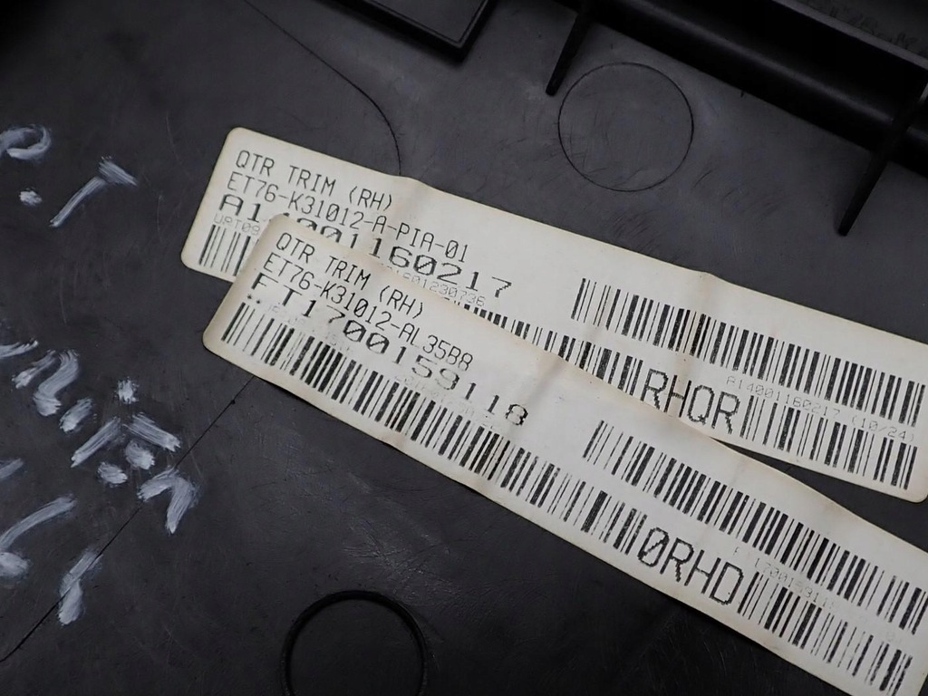 фото №9, Обшивка обивка багажника правая et76-k31012-a ford tourneo courier 16r