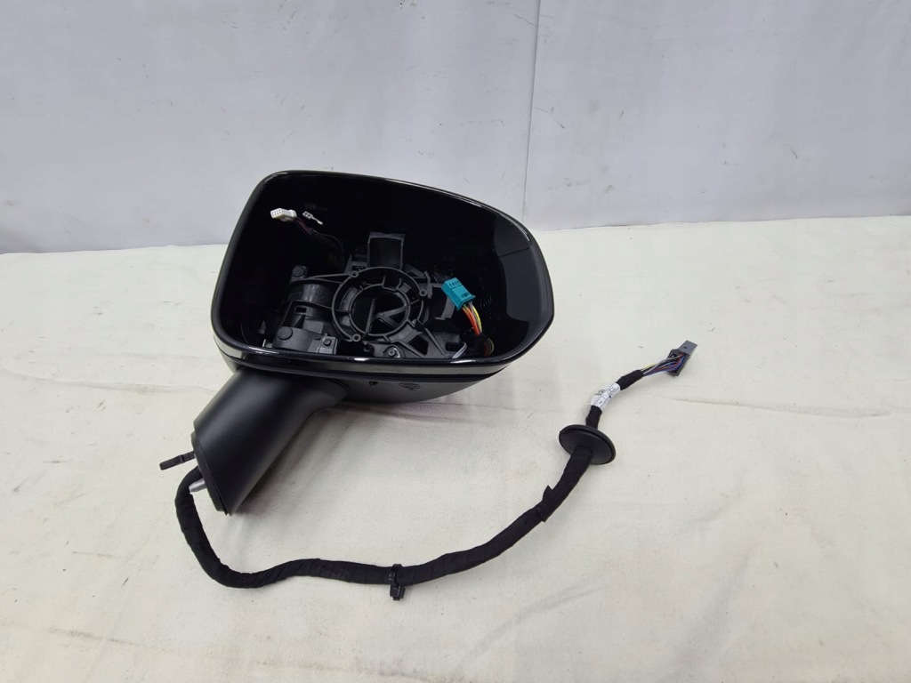 фото №1, Volvo xc60 зеркало правое 14pin