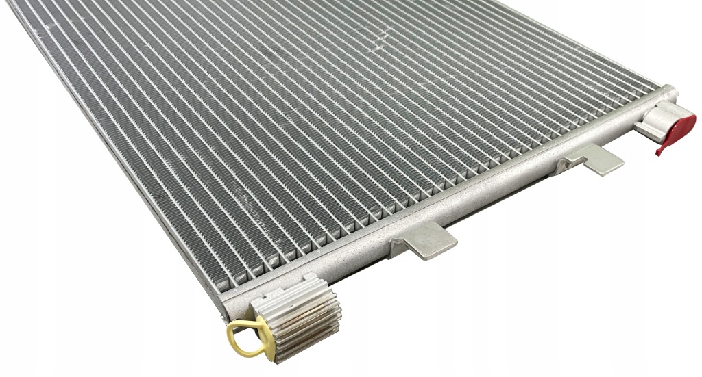 Радіатор кондиціонера renault master 2010-2020 Доставка