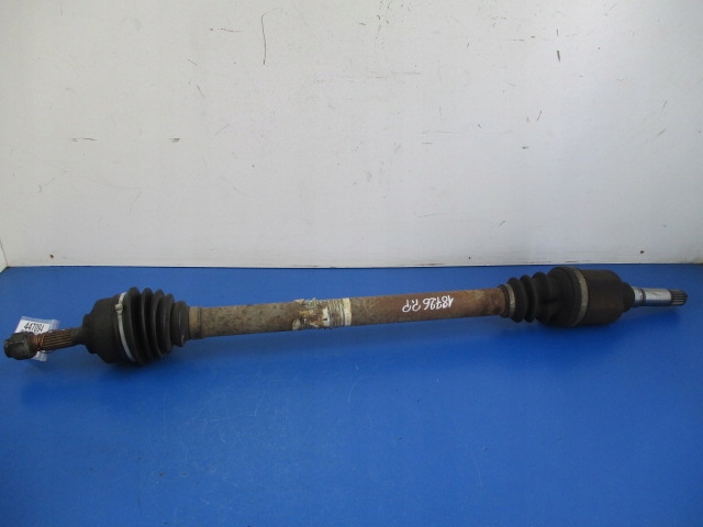 фото №1, Peugeot 207 i 1.4 8v приводной вал правая шарниры