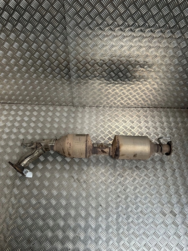 фото №1, Toyota land cruiser j150 2017 katalizator/dpf zg7