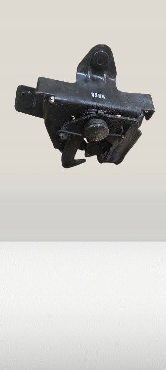 Купити Hyundai ix20 гарний замок капота оригінал  європа  warszawa