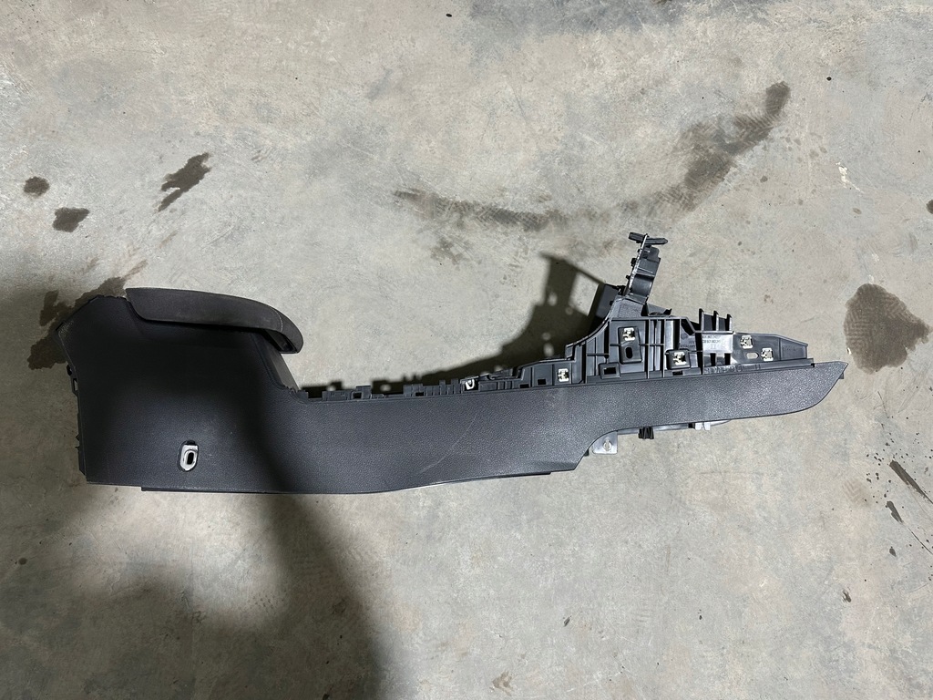 фото №6, Vw golf vii тунель підлокітник europa