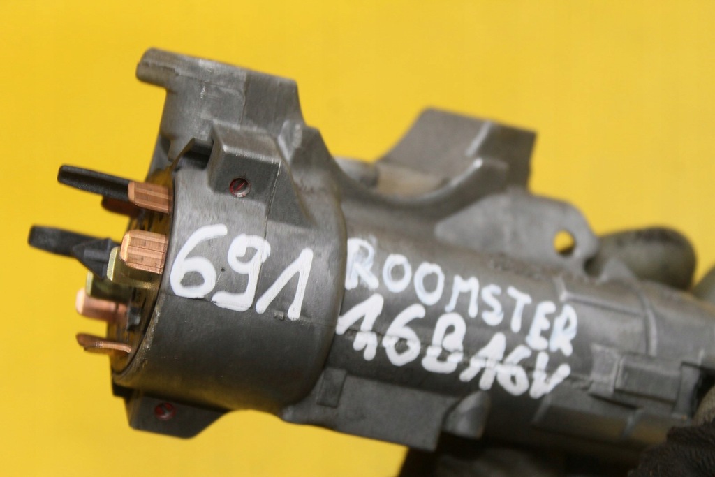 фото №8, Замок зажигания ключ roomster 4b0905851c