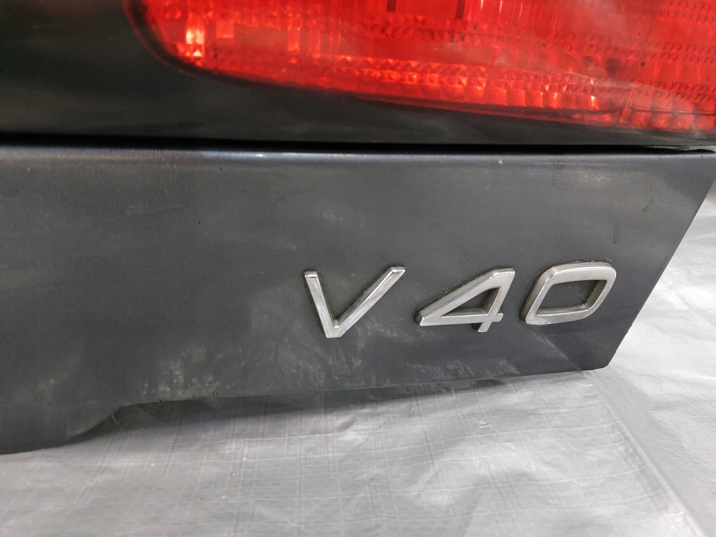 фото №9, Крышка багажника багажника volvo v40 i