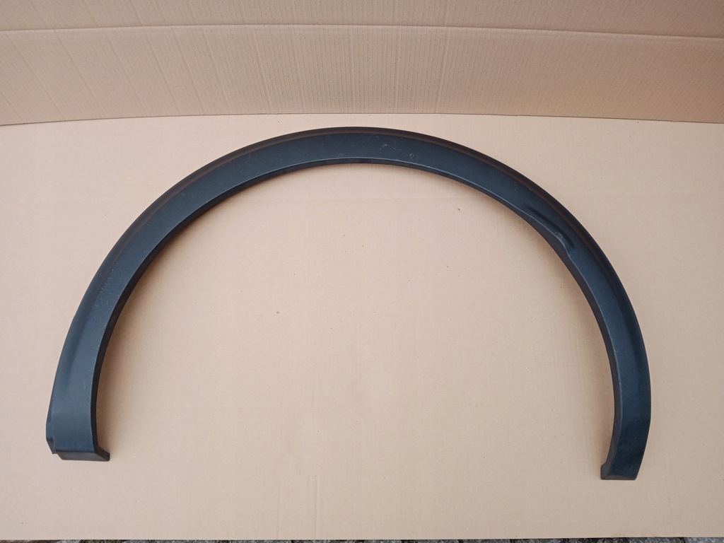 фото №1, Peugeot 3008 левая молдинг крыла задняя 2015r-