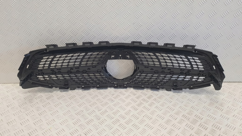 фото №6, Mercedes cla w118 c118 amg решётка радиатора решётка радиатора a1188880000
