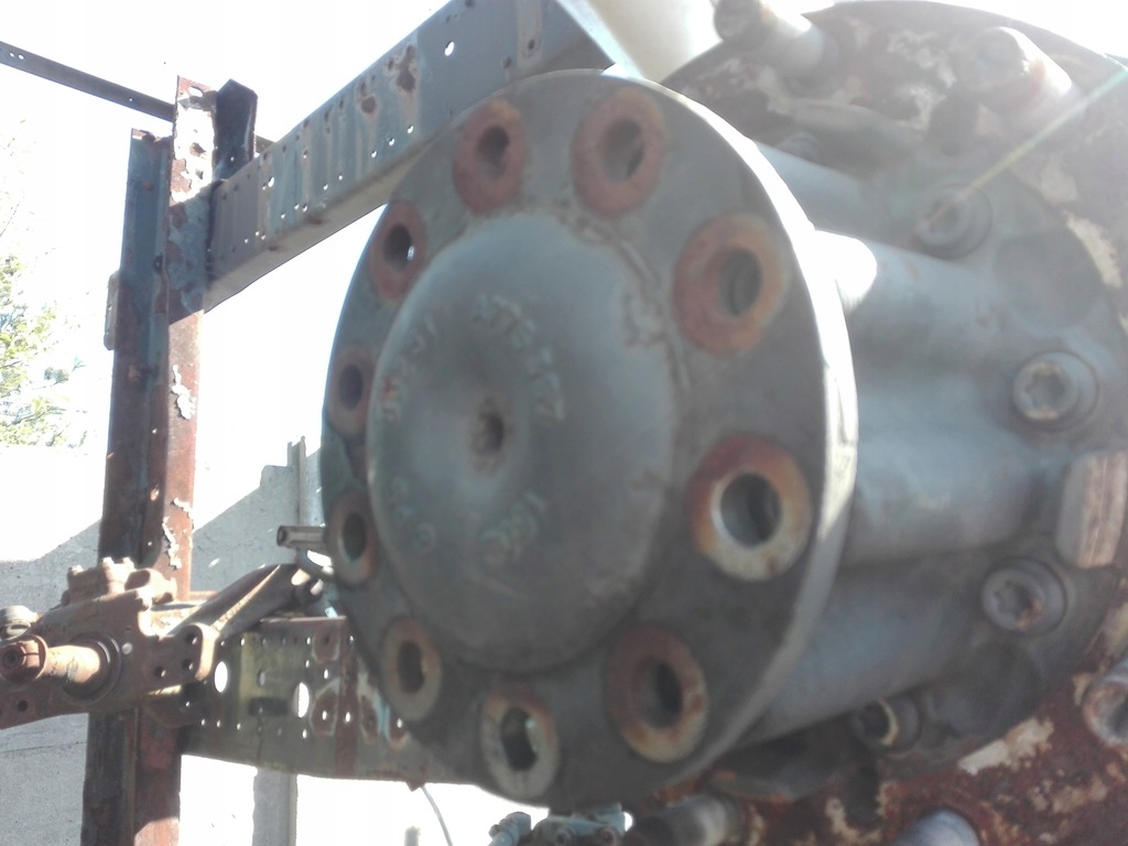 фото №1, Привідний вал półośka ліва з блокування mercedes actros mp4