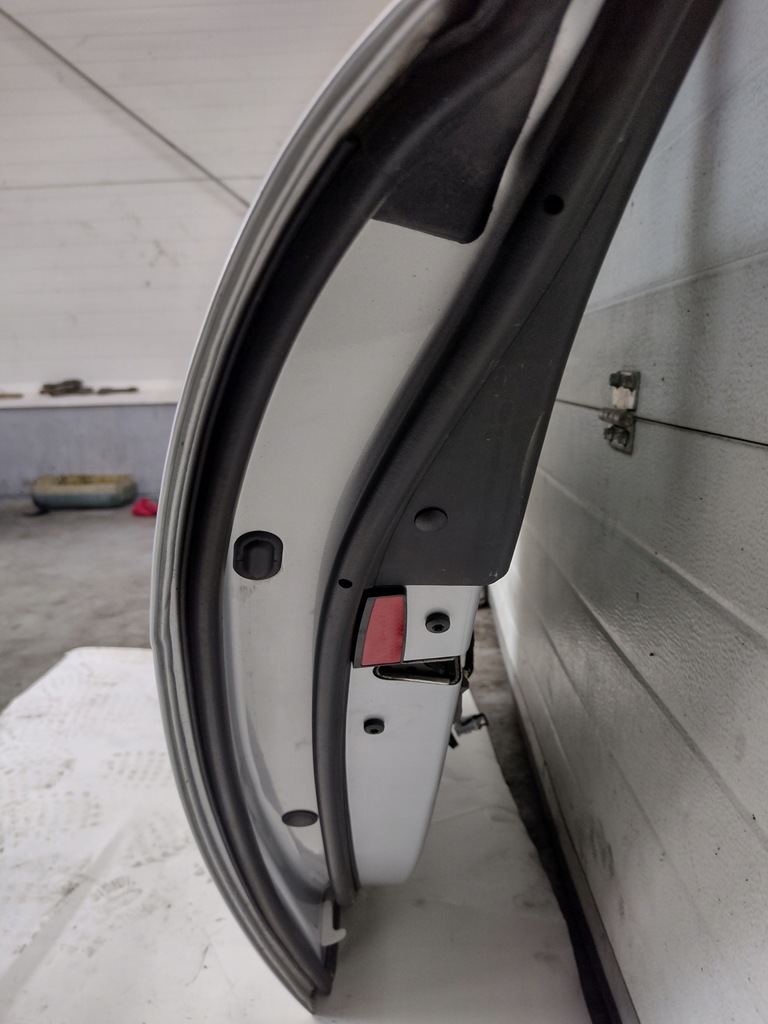 фото №8, Дверь задняя левый bmw 7 e65 titansilber 354