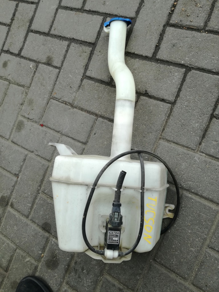 фото №1, Hyundai tucson i 2004 - 2010 r0k бак омывателя с помпа