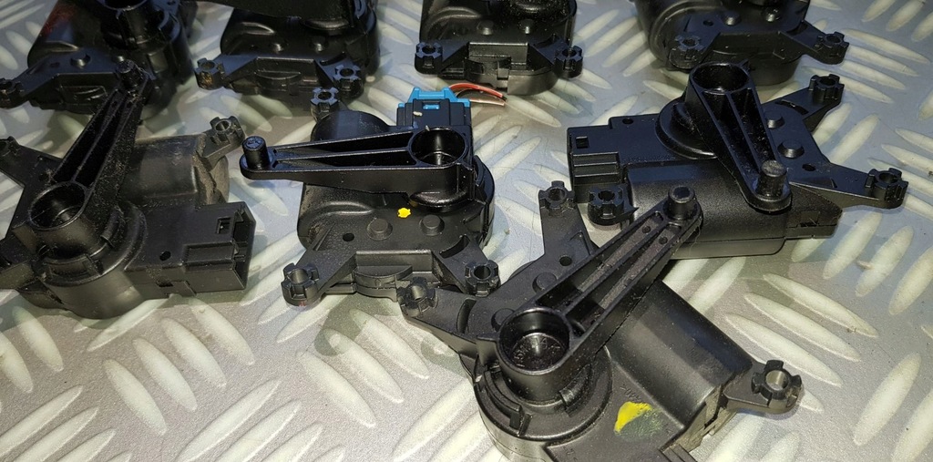 фото №11, Vw transporter t5 multivan t6 моторчик крышка тяга отопителя 7l0907511ak