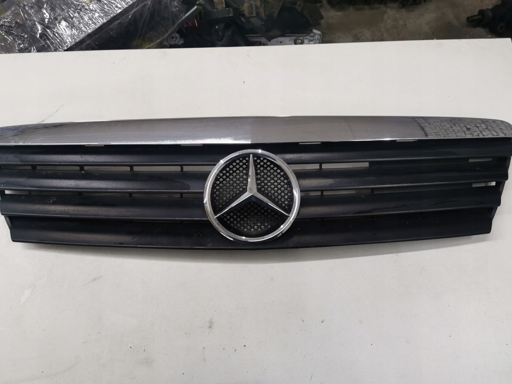 фото №1, Решётка радиатора mercedes a kl w168 168801483