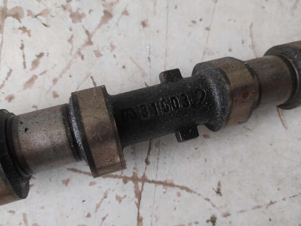 фото №11, Вали розподільного валу комплект bmw e46 2.0 дизель 2246500 2246501