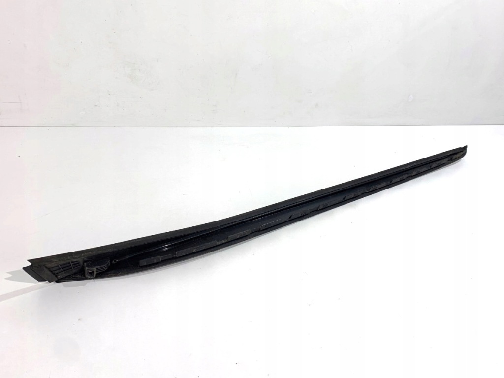 фото №2, Молдинг уплотнитель перед правый kia optima