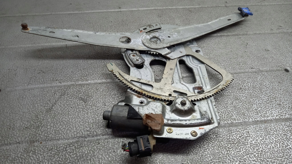 фото №5, Подъемник правый перед volvo s80 i 00r sedan