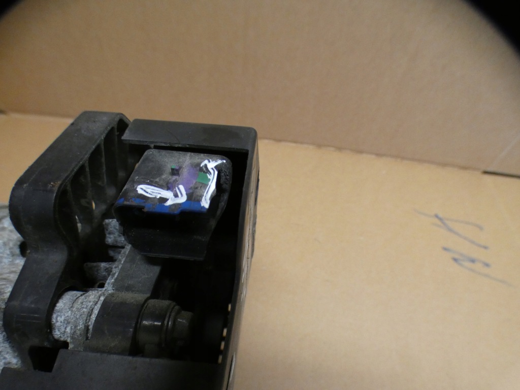 Генератор citroen ds5 9809046080 Оригінал