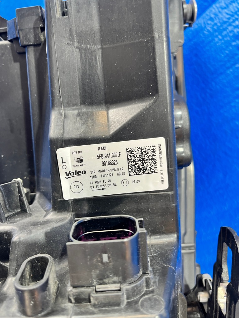 фото №15, Leon iv full led лампа левая передняя 5fb941007f