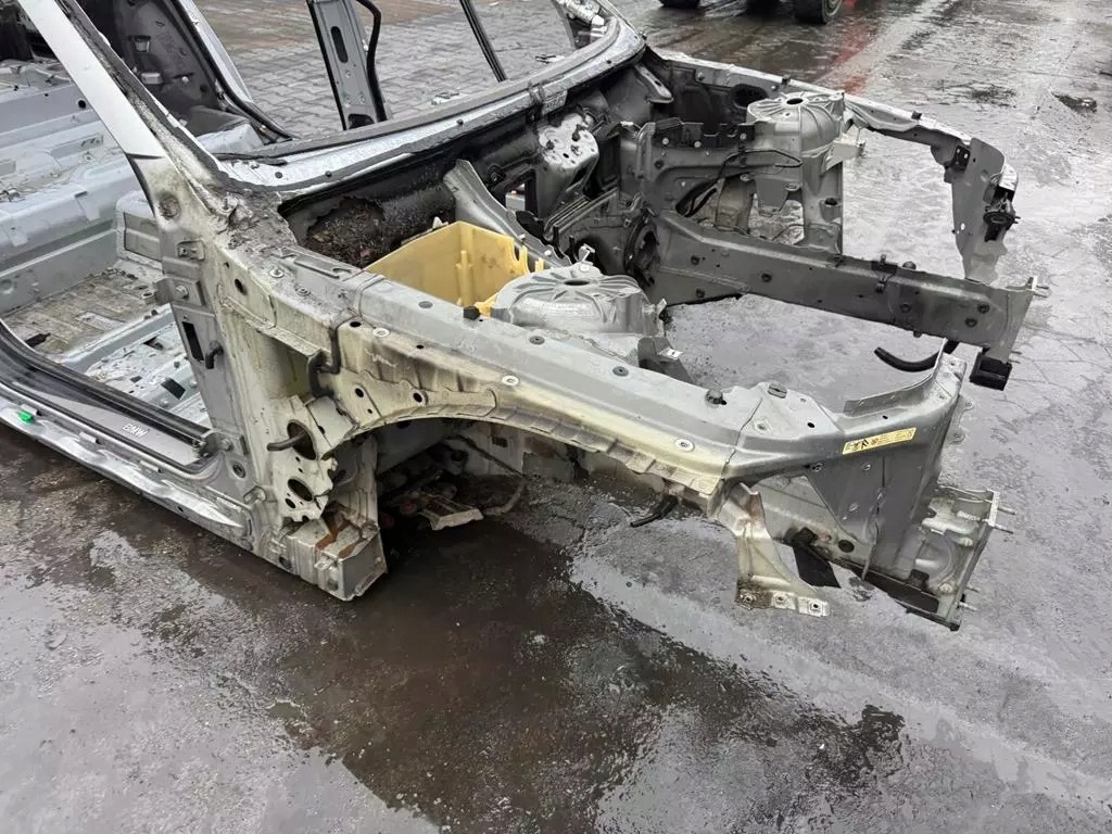 фото №1, Четверть лонжерон правый перед bmw 5 e60 e61