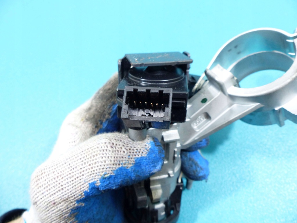 фото №16, Бортовой компьютер блок управления opel оригинальный номер 0281017452