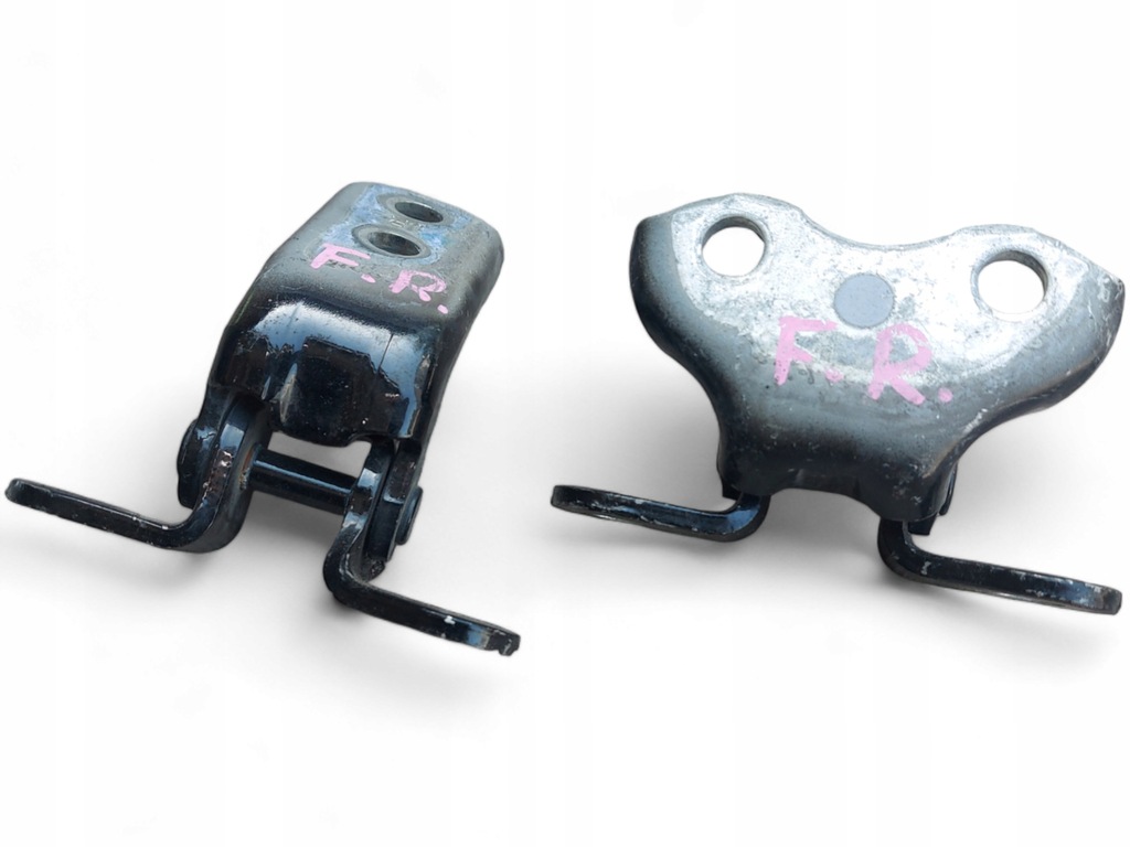 фото №1, Toyota prius + plus 12-20 петли дверь передних правых правый перед