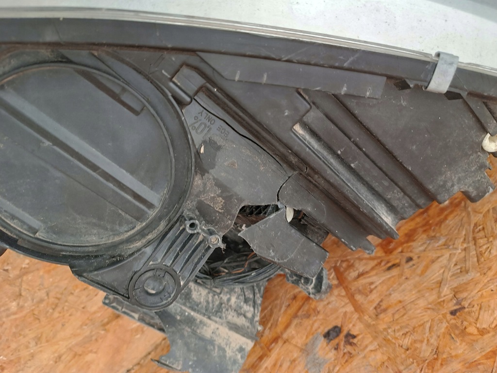 фото №8, Лампа правый перед 1305631 bmw 2 f45 f46