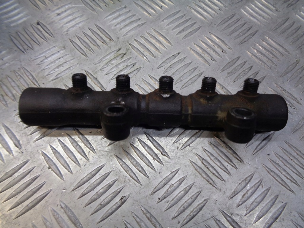 фото №1, Молдинг упорскування toyota avensis t25 2.0 d4d