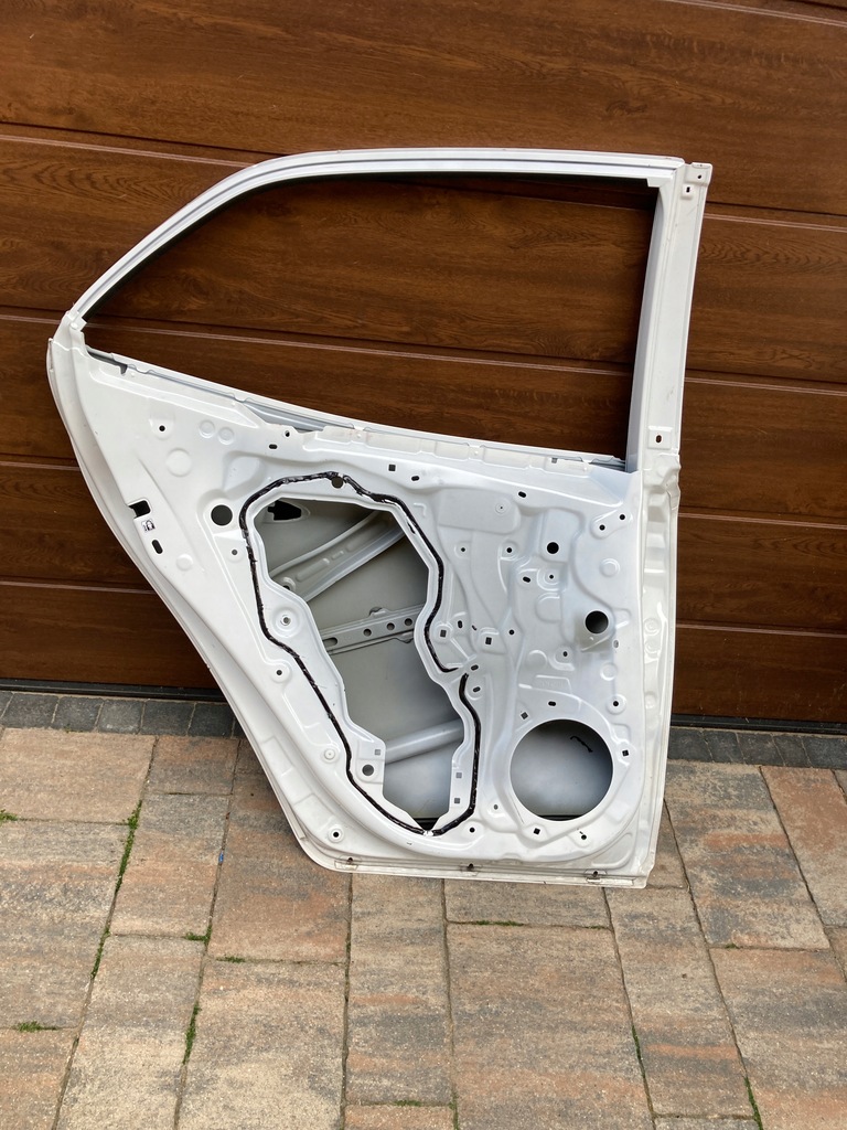 фото №8, Toyota corolla e21 hb левая задние дверь