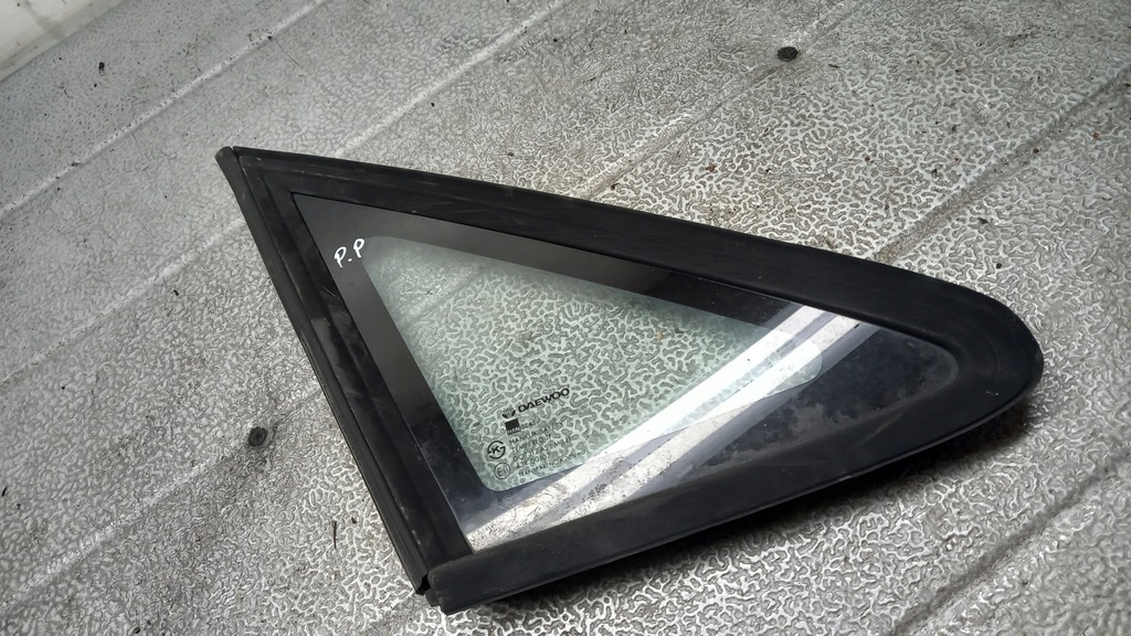 фото №1, Стекло дверь правая daewoo tacuma 02r