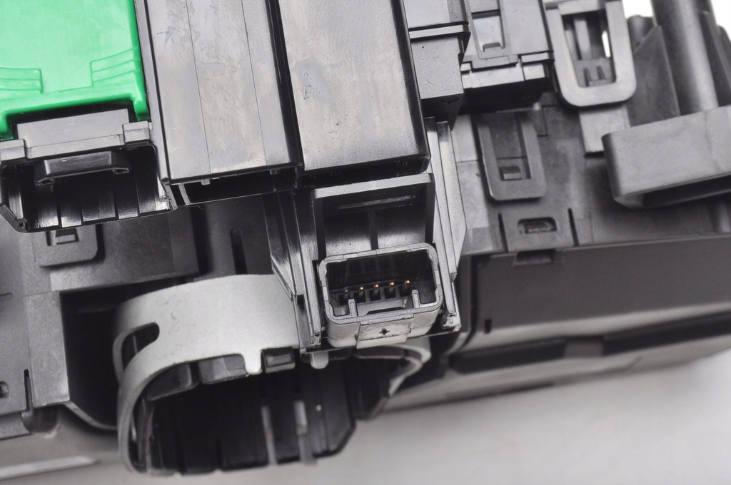 фото №9, Mitsubishi space star ii переключатель комбинированный 8617a133 8600a495